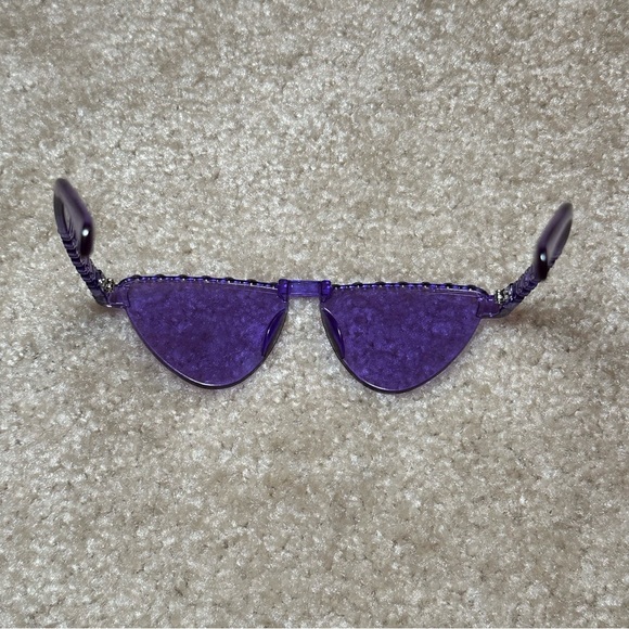 GUC Purple Grape Women’s Sunglasses - Picture 4 of 5